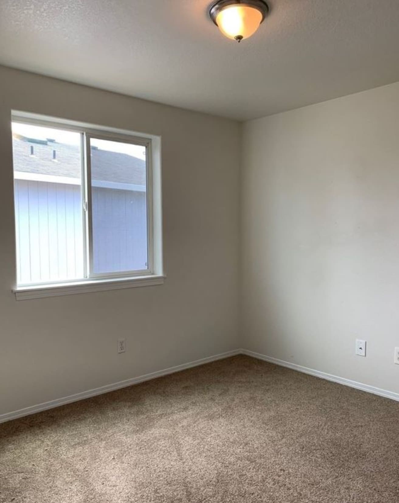 Building Photo - 1131 2nd St NW