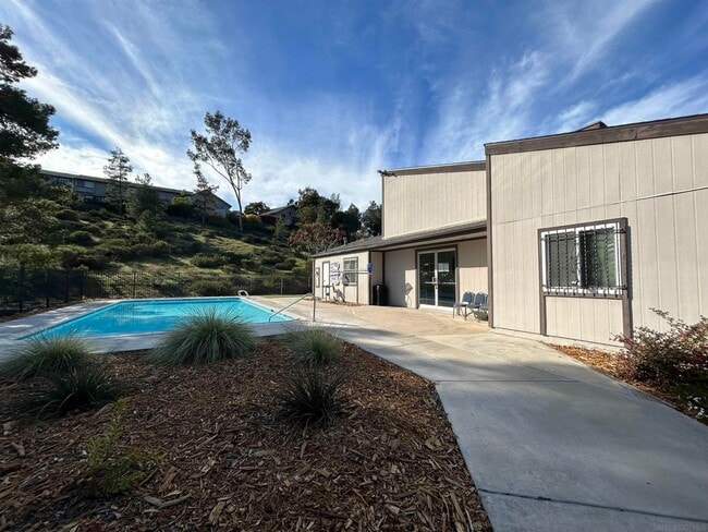 Building Photo - 12108 Wilsey Way