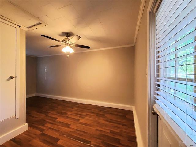 Building Photo - 605 Pershing Dr