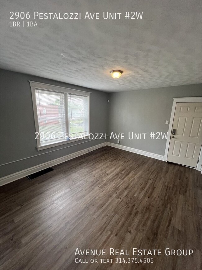 Building Photo - Charming 1-Bedroom Haven in St. Louis' Vib...