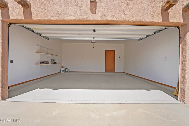 Building Photo - 3313 Tierra Espada Dr