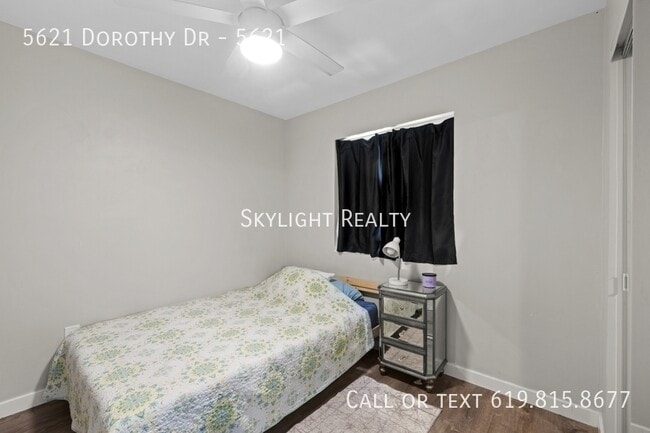 Building Photo - 5621 Dorothy Dr