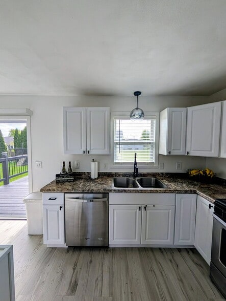 Building Photo - 3806 Allenhurst Ln