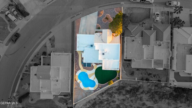 Building Photo - 6205 La Posta Dr