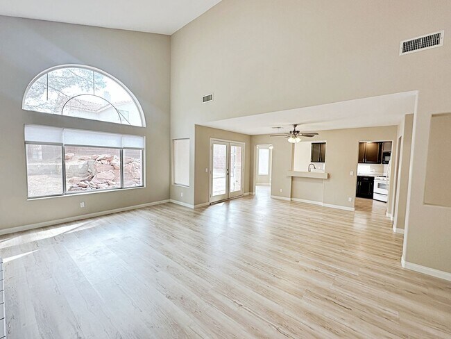 Building Photo - REMODELED 3 BEDROOM HOME IN SOUTH SHORES