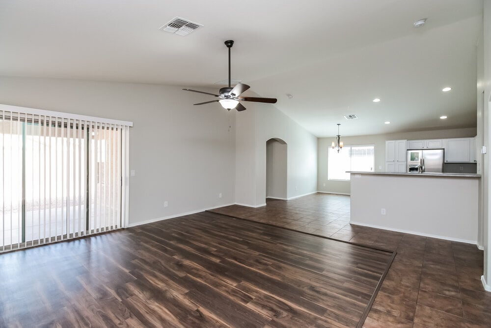 Building Photo - 484 W Gascon Rd