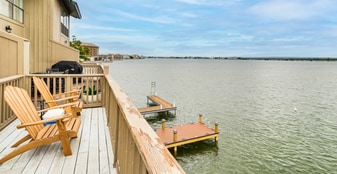 Upper level deck viewing HSBay - 108 Island Dr