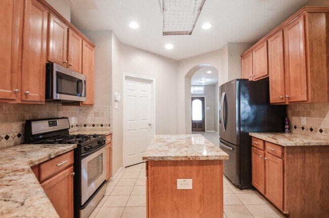 Building Photo - 26822 Kingston Glen Ln