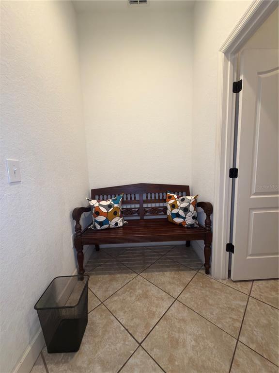 Building Photo - 4086 Dinner Lake Way