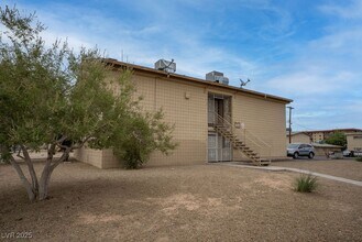 Building Photo - 698 Northrop Ave