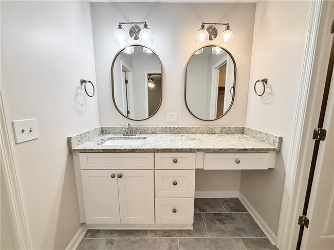 Building Photo - 7040 Sand Wedge Cir