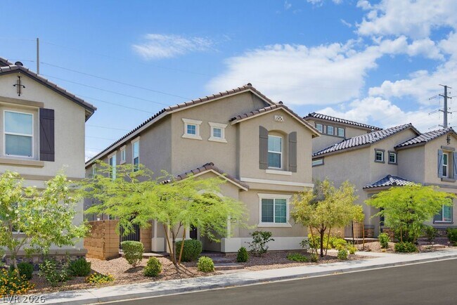 Building Photo - 10661 Sariah Skye Ave