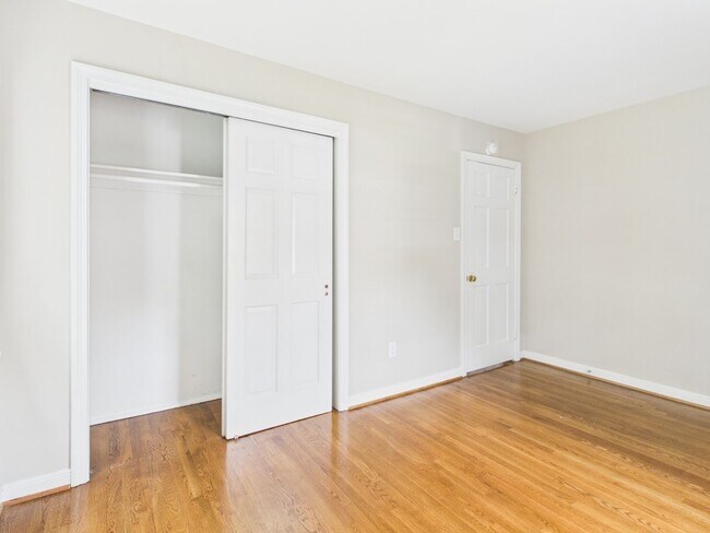 Building Photo - 1519 Chauncey Ln