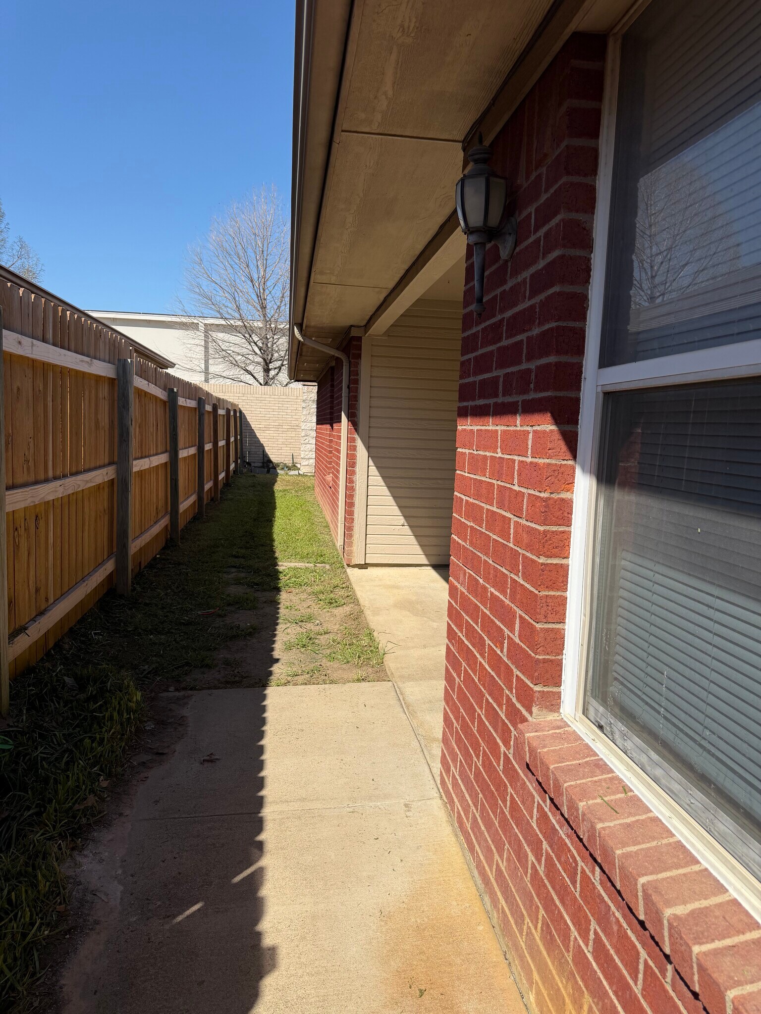 Building Photo - 5809 Swords Dr