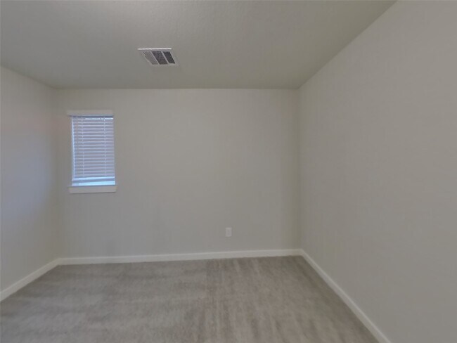 Building Photo - 9835 Willow Creek Commerce Dr