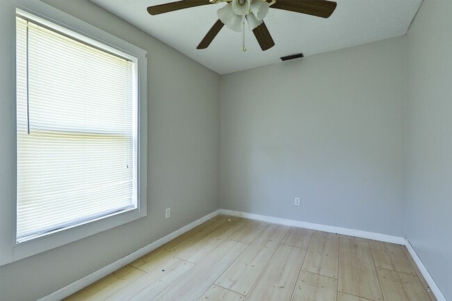 Building Photo - Charming 3 BD, 2 BA Home in Martin, TN!