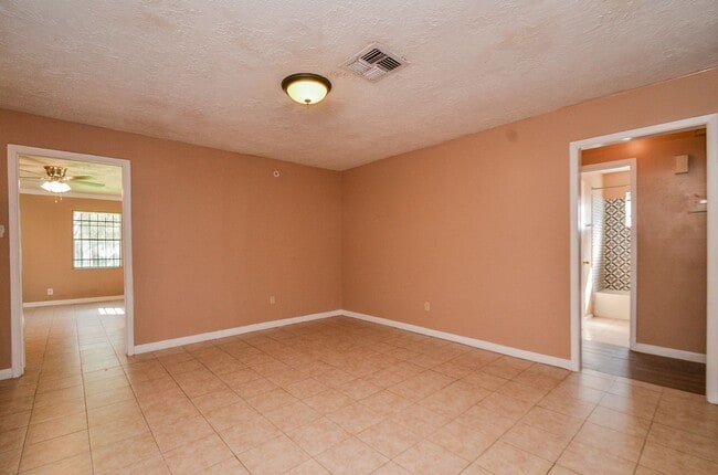 Building Photo - Nice home for rent !