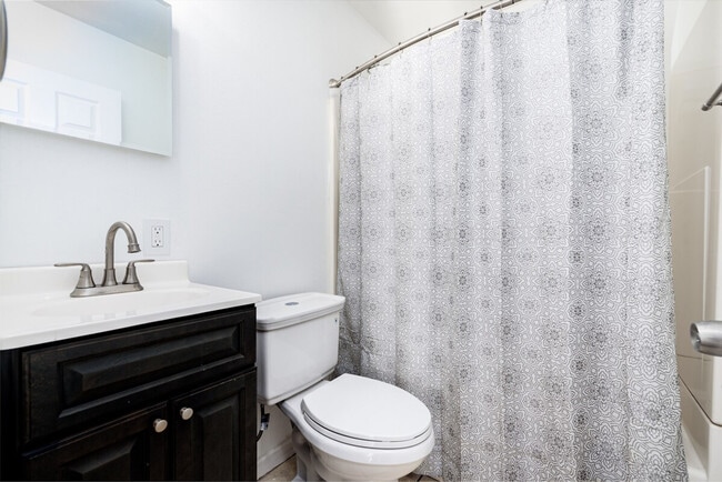 Building Photo - 9429 Harold Dr