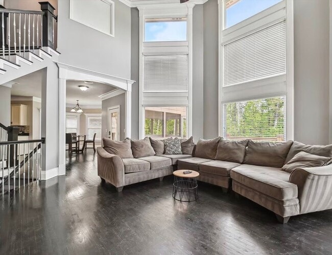 Building Photo - 4020 W Stubbs Rd