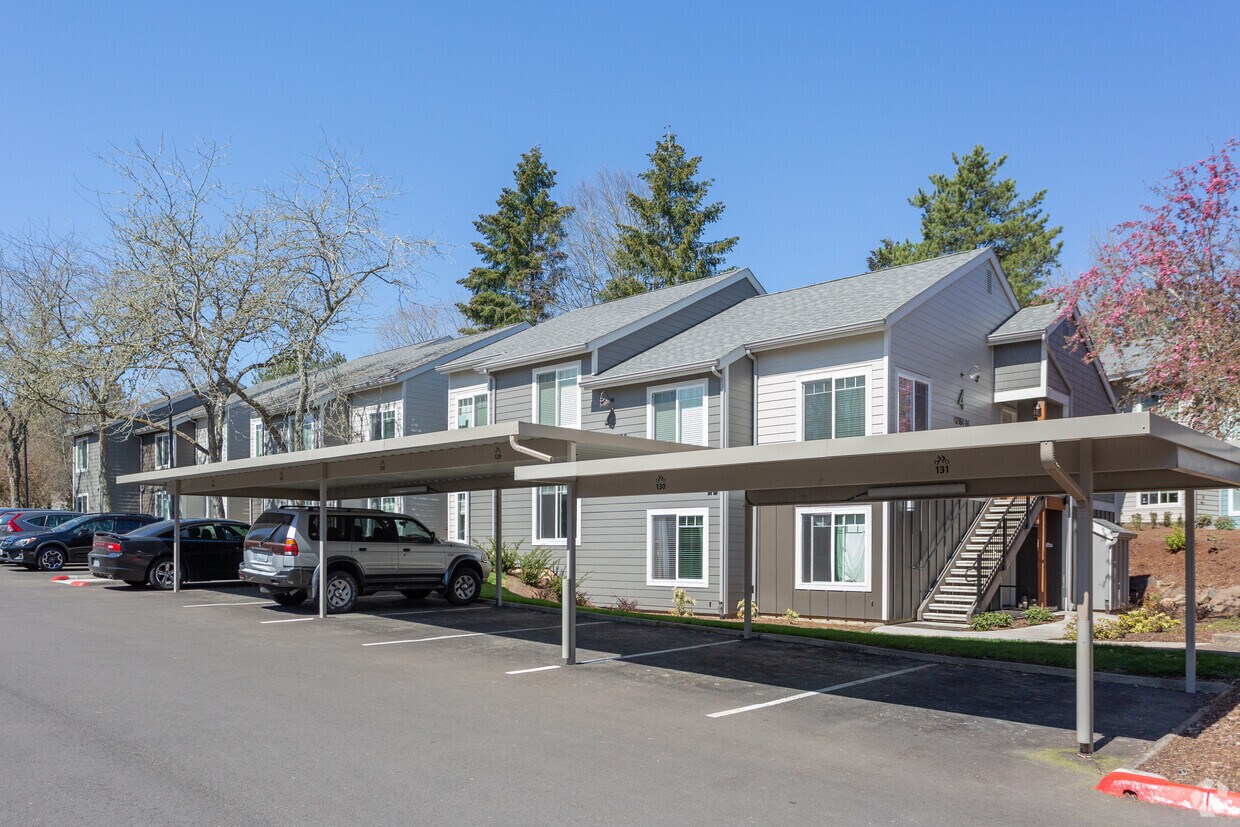Commons At Redwood Creek Apartments Beaverton
