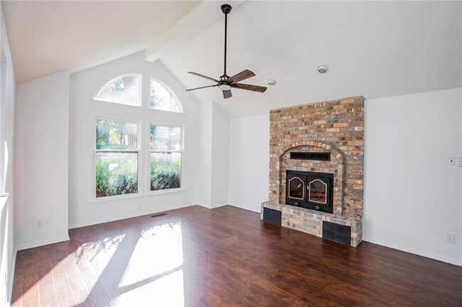 Building Photo - 8165 Old White River Rd