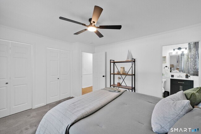 Building Photo - 78 Landing Cir