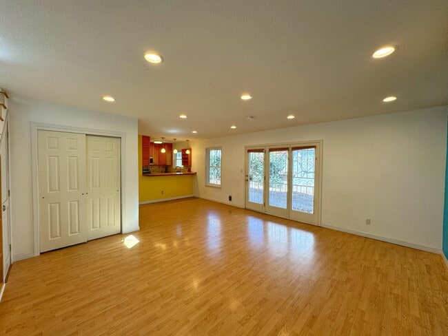 Building Photo - 2111 New York Ave SW