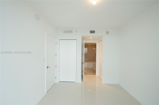 Building Photo - 5300 Paseo Blvd