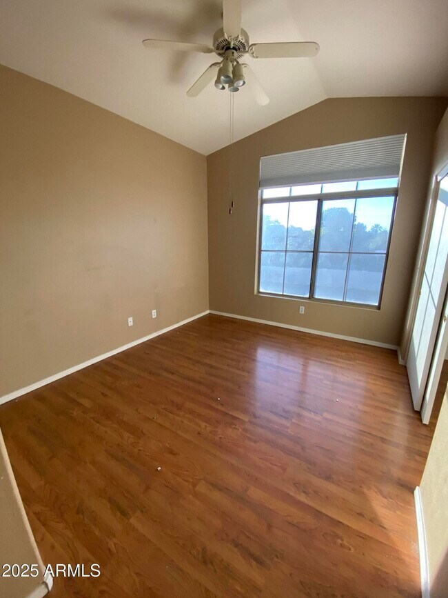 Building Photo - 2745 S Sean Dr
