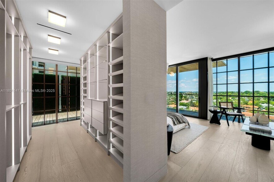 Building Photo - 8955 Collins Ave