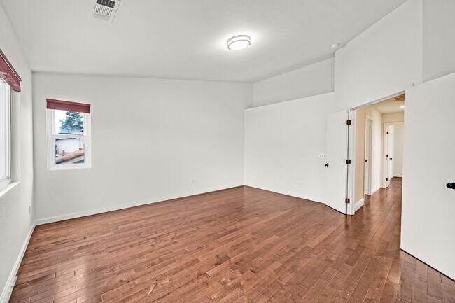 Building Photo - 1005 Mabel Josephine Ct