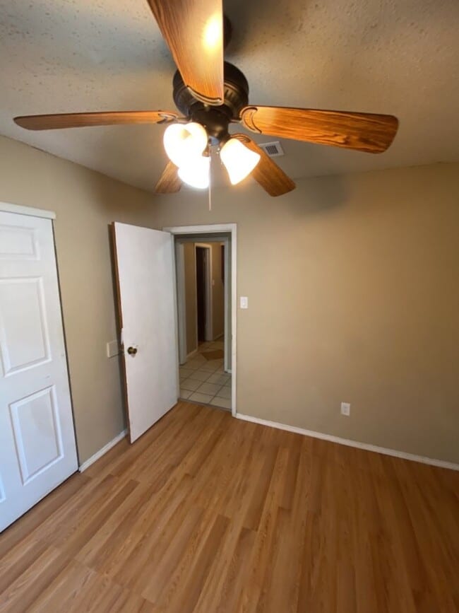 Building Photo - 4Bd/2Ba in Killeen, TX!