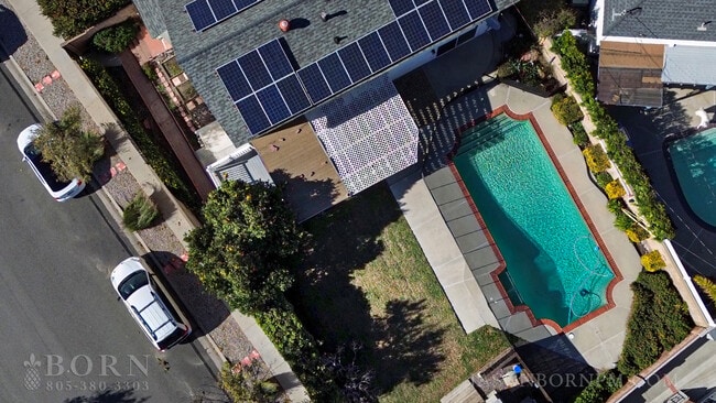 Building Photo - 2036 Brentwood St