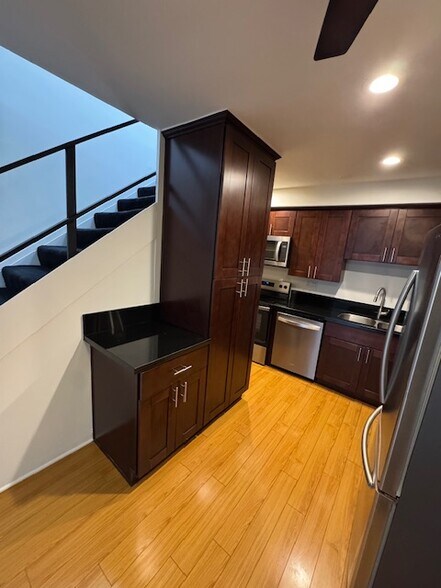 Kitchen #2 - 11035 Kittridge St