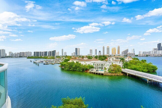 Building Photo - 6000 Island Blvd