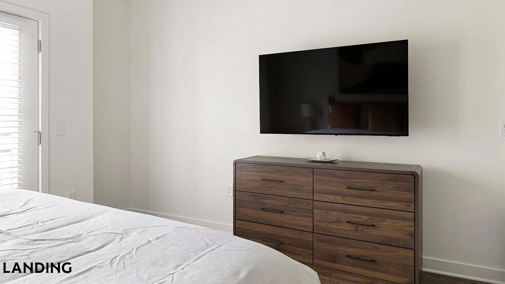 Building Photo - 2110 Birkhall St