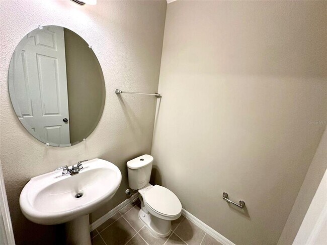 Building Photo - 4869 Lacewing Dr