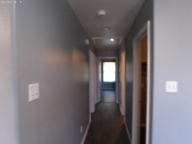 Building Photo - 10133 Teneha Dr