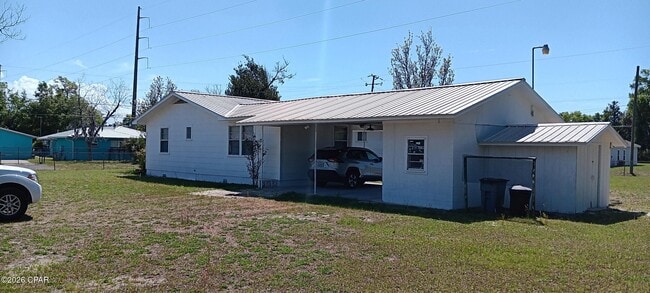 Building Photo - 648 N 9th Plaza