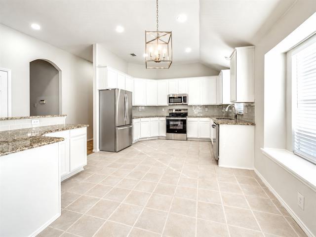 Building Photo - 9109 Azinger Dr