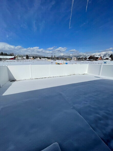 Building Photo - 1429 11th St W