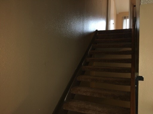 Building Photo - Great Floor Plan! 2 Bedroom 2 Bathroom Townhome FOR RENT!