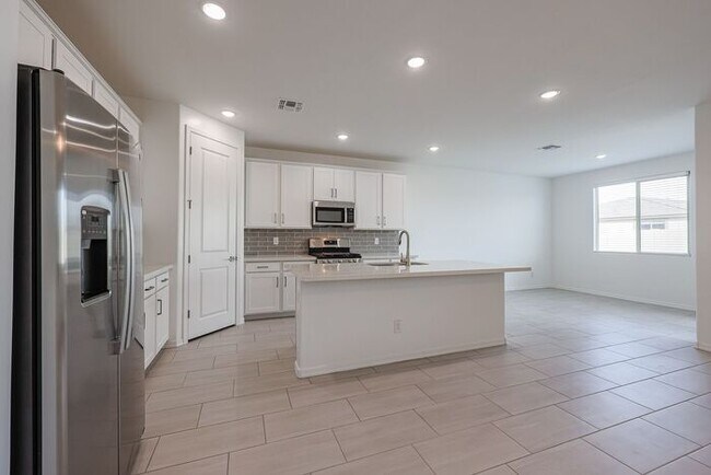 Building Photo - NEWLY BUILT HOME IN LAVEEN OFF 202 & DOBBI...