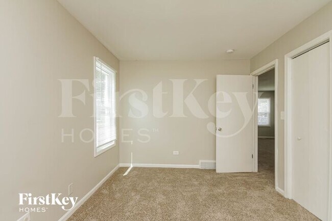 Building Photo - 629 Turkey Run Dr