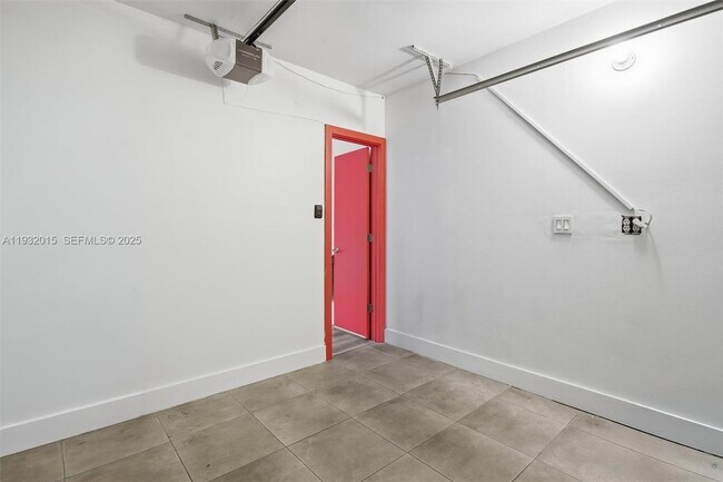 Building Photo - 10246 NW 57th Terrace