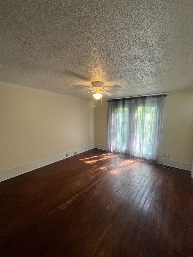 Building Photo - 3 McGowan St