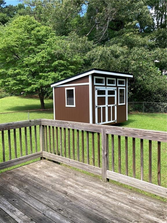 Building Photo - 2274 Greenway Dr