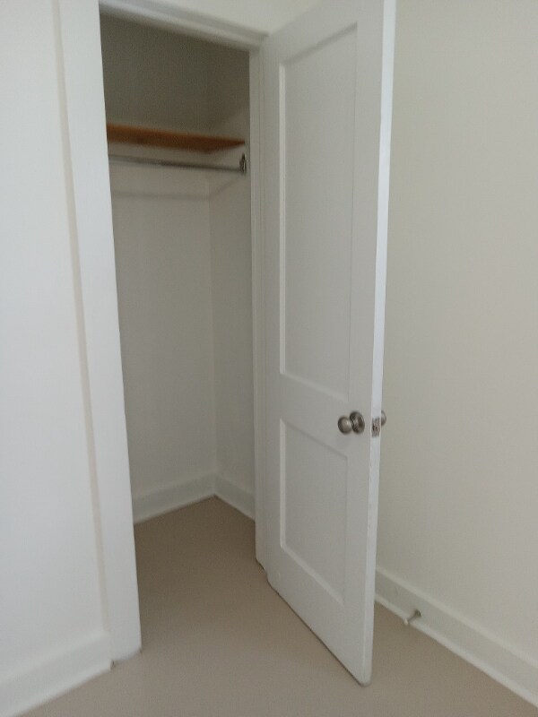 Building Photo - 202 Yancey St