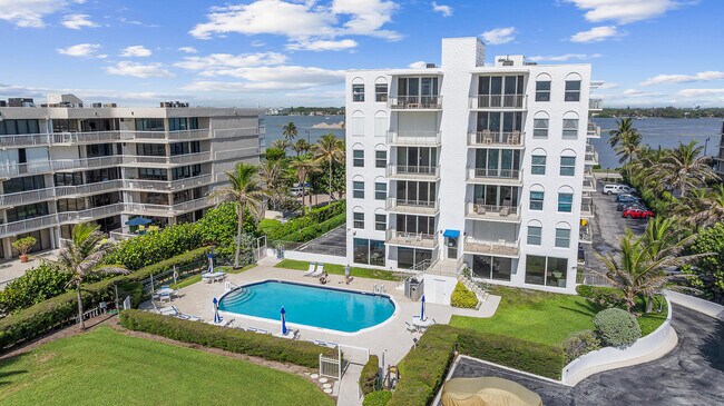Building Photo - 3230 S Ocean Blvd