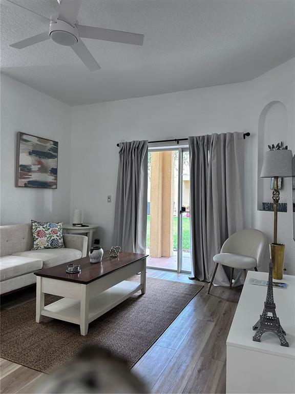 Building Photo - 428 Miramar Ave